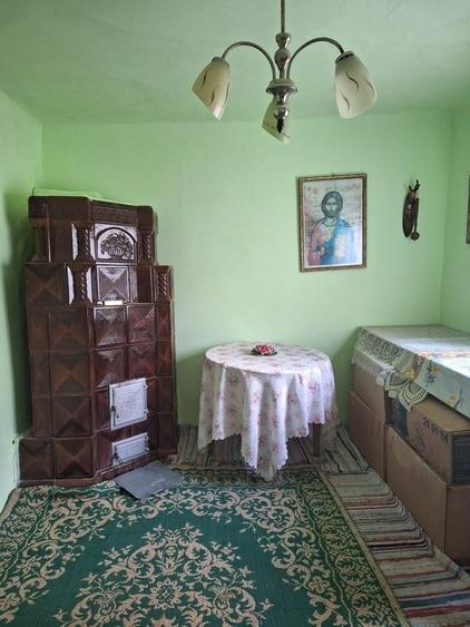 Casă cu 3 camere în Vărbila