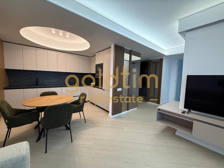 Apartament cu 3 camere decomandat, mobilat în Pipera