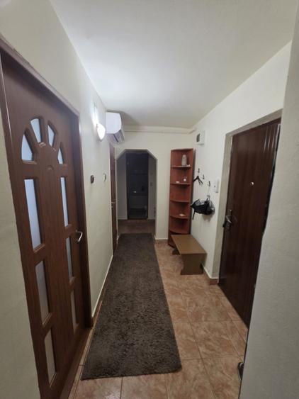 Apartament cu 2 camere decomandat în Exterior Vest
