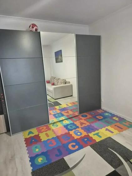 Apartament cu 2 camere semidecomandat în Chiajna