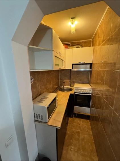 Apartament cu 3 camere decomandat în Tomis Nord