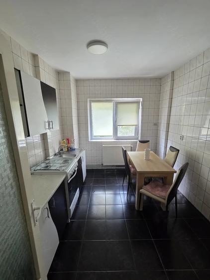 Apartament cu 2 camere decomandat în Govândari