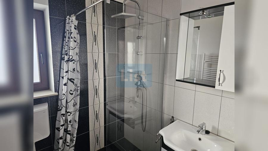 Casă cu 4 camere cu Teren 300 Mp în Zorilor
