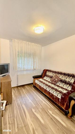 Casă cu 6 camere cu Teren 319 Mp în Vlădești