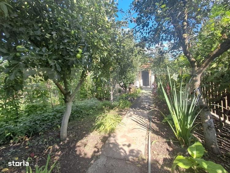 Casă cu 3 camere în Dumbrăvioara