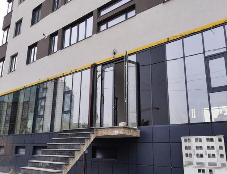 Spațiu comercial, de 500 mp, în Nord