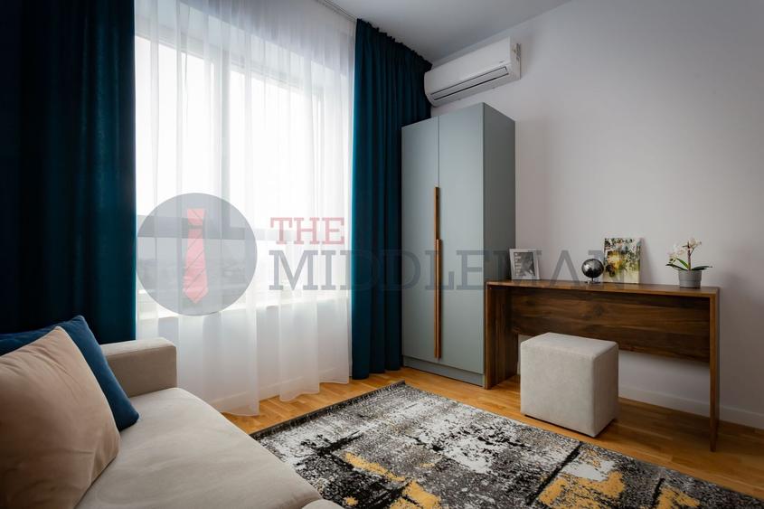 Apartament cu 3 camere decomandat, mobilat în P-ta Presei Libere
