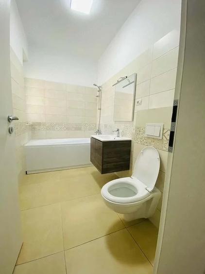 Apartament cu 2 camere semidecomandat în Giroc