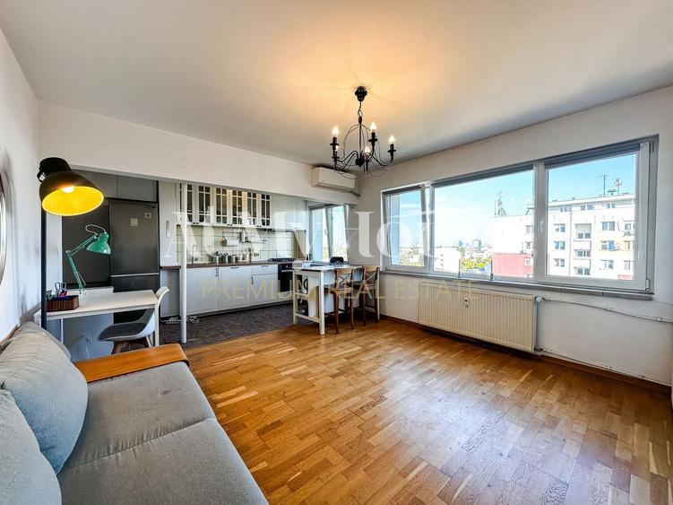Apartament cu 3 camere semidecomandat, mobilat în Domenii