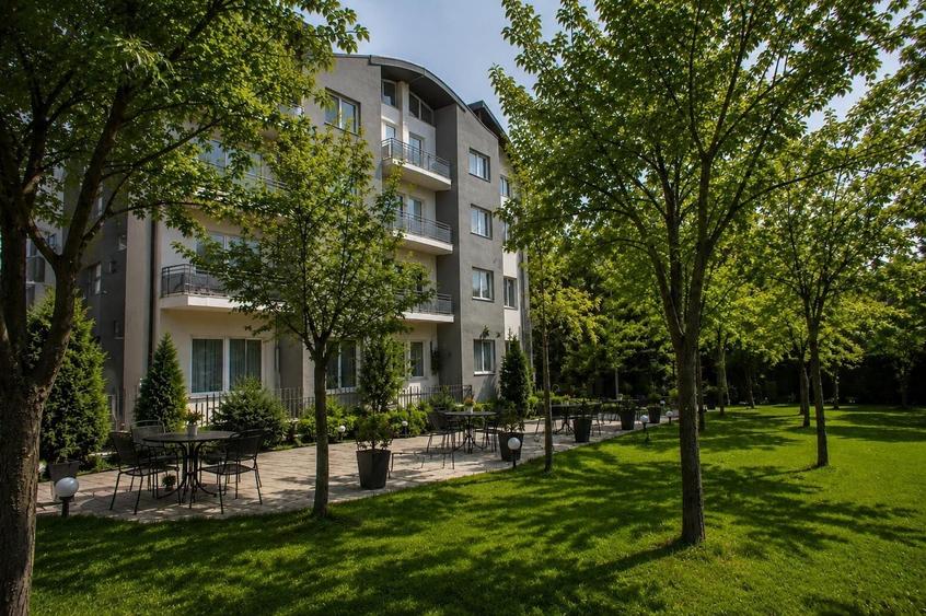 Spațiu comercial, de 1,550 mp, în Bună Ziua