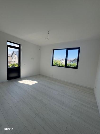 Casă cu 3 camere cu Teren 200 Mp în Central