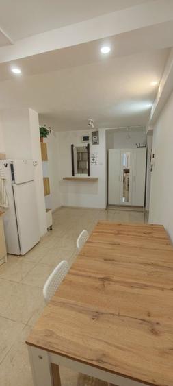 Apartament cu 2 camere decomandat în Runcu