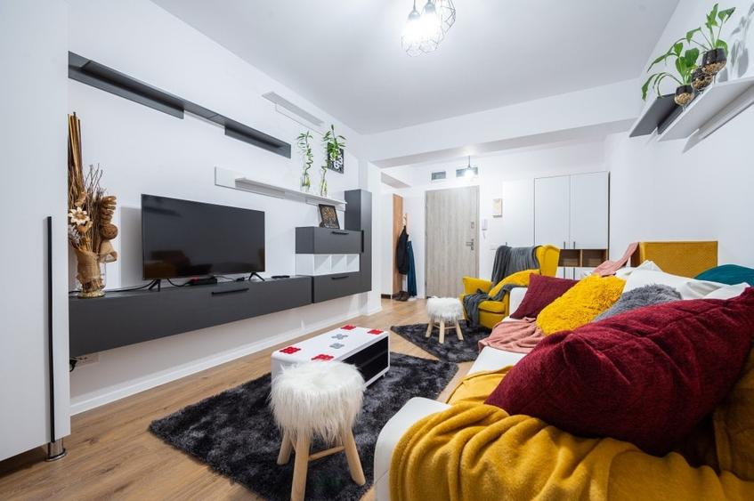 Apartament cu 2 camere decomandat, mobilat în Tomis Nord