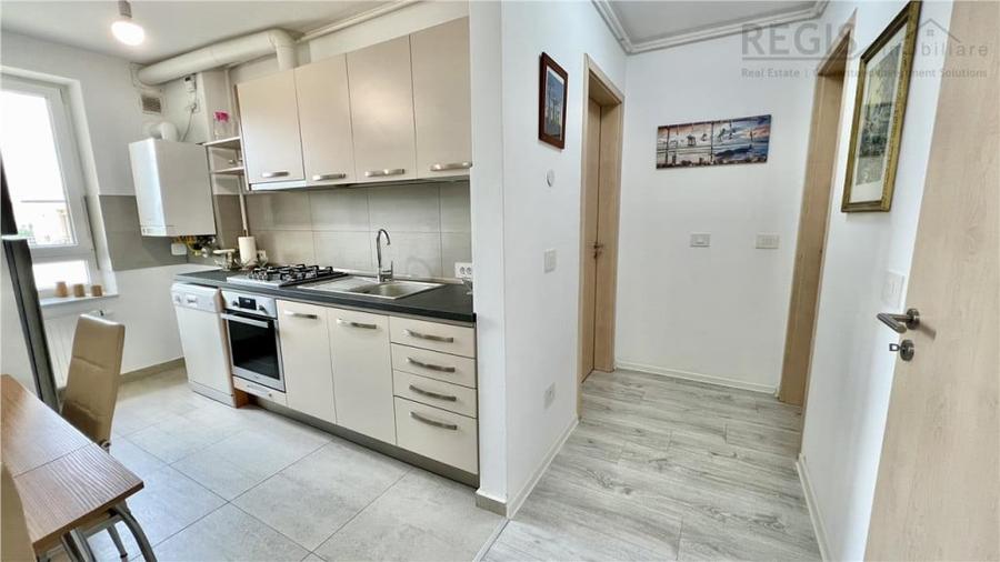 Apartament cu 2 camere decomandat în Avantgarden
