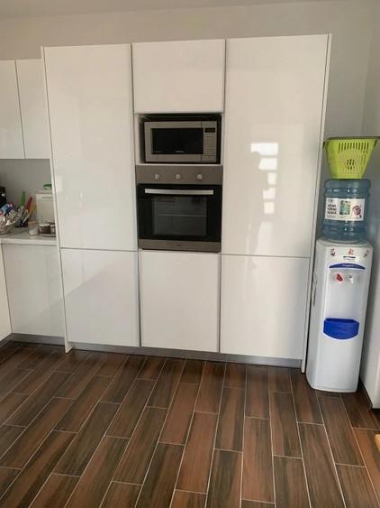 Casă cu Teren 249 Mp în Central