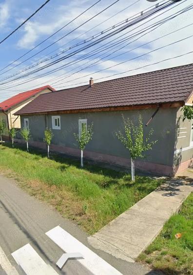 Casă cu 4 camere cu Teren 521 Mp în Central