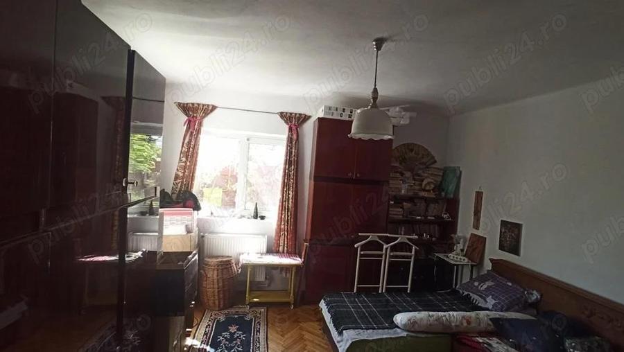 Casă individuală cu 3 camere cu Canalizare în Apollo