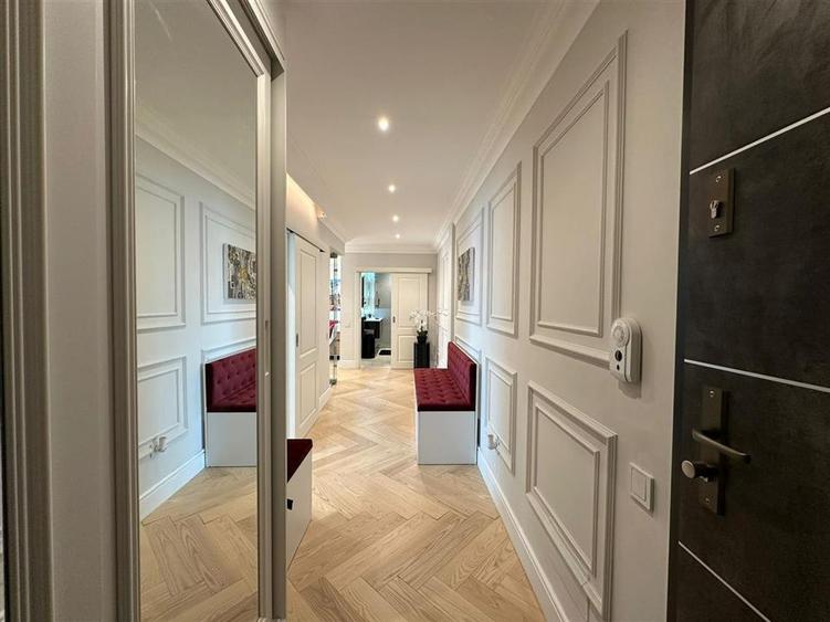 Apartament cu 2 camere decomandat, mobilat în Calea Dumbrăvii