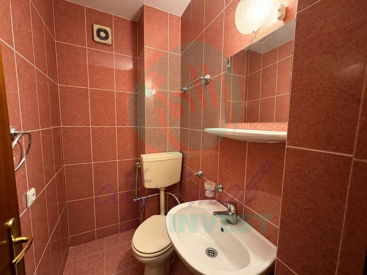 Apartament cu 3 camere decomandat, mobilat în Unirii