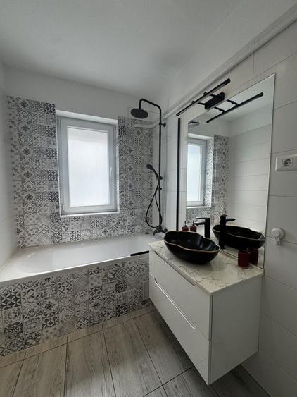 Apartament cu 2 camere decomandat în Berceni