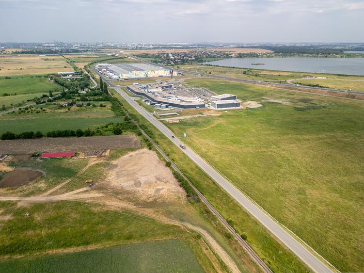 Teren Construcții intravilan de 30000 mp, în Cernica
