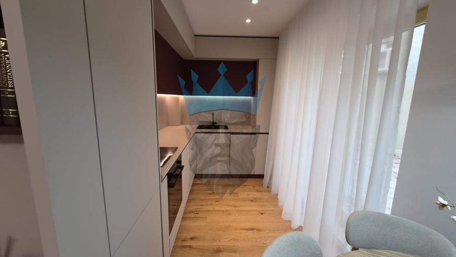 Apartament cu 3 camere decomandat, mobilat în Unirii