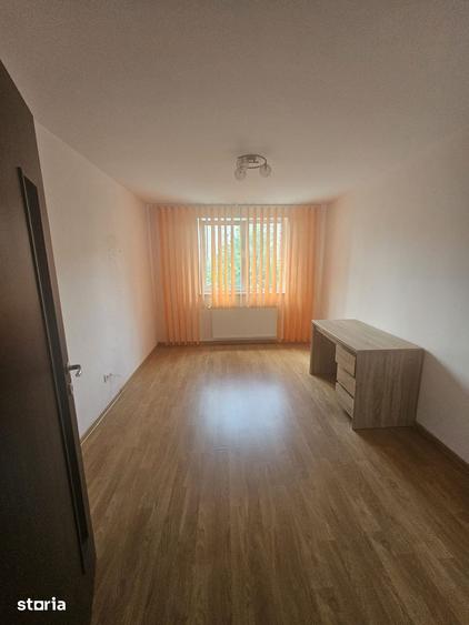 Apartament 3 Camere 2 bai Urban- 100m de Mall Coresi - 4