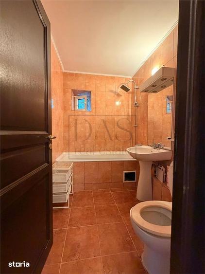 Apartament cu 3 camere, mobilat în Aviației