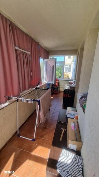 Apartament cu 3 camere decomandat în Cug