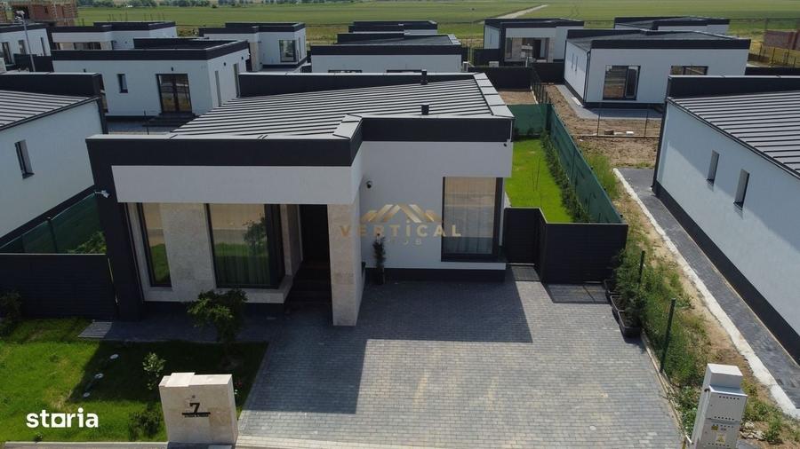 Casă cu 4 camere cu Teren 323 Mp în Vidra