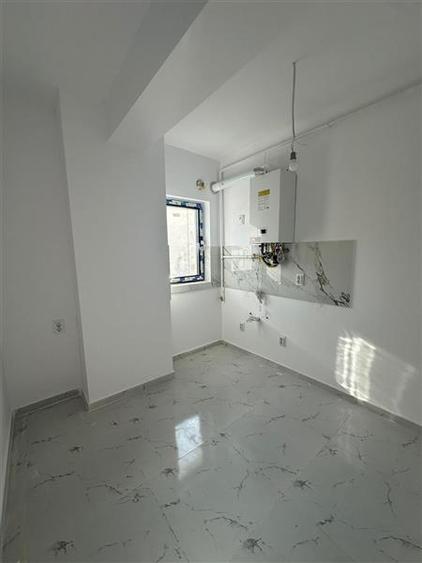 Apartament 2 camere de vanzare, decomandat - Vișani - 5