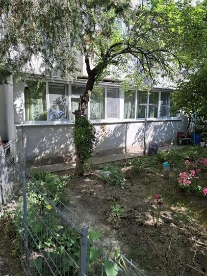 Apartament cu 2 camere semidecomandat în Alexandru cel Bun