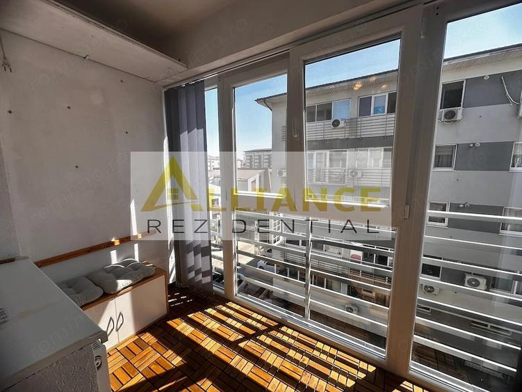 Apartament cu 2 camere decomandat în Central