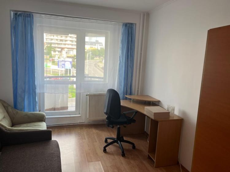 Apartament cu 3 camere decomandat, mobilat în Mărăști