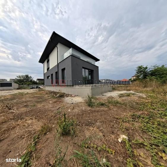 Casă cu 4 camere cu Teren 520 Mp în Drumul Taberei