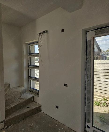 Casă cu 4 camere în Victoria