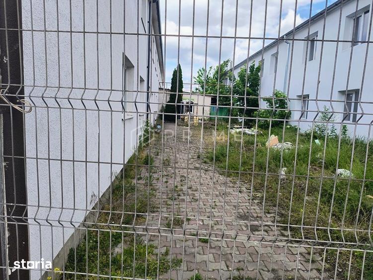 Spațiu comercial, de 1,000 mp, în Mureșeni