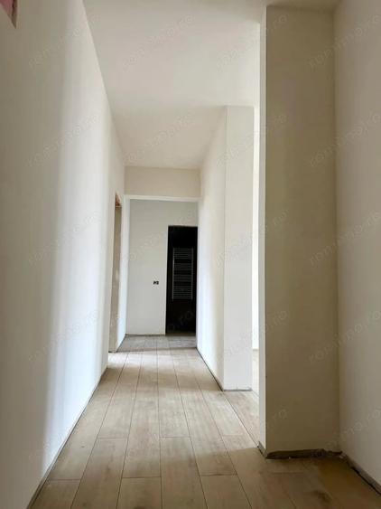 Apartament cu 2 camere decomandat în Plopi
