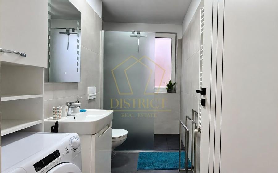 Apartament cu 2 camere semidecomandat în Lipovei