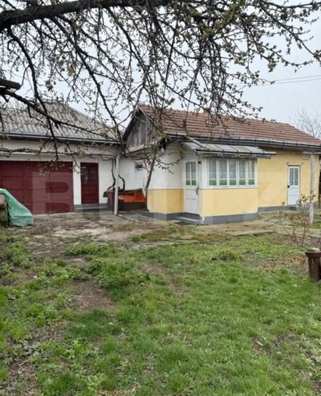 Casă individuală cu 4 camere cu Teren 1000 Mp în Sud-Est