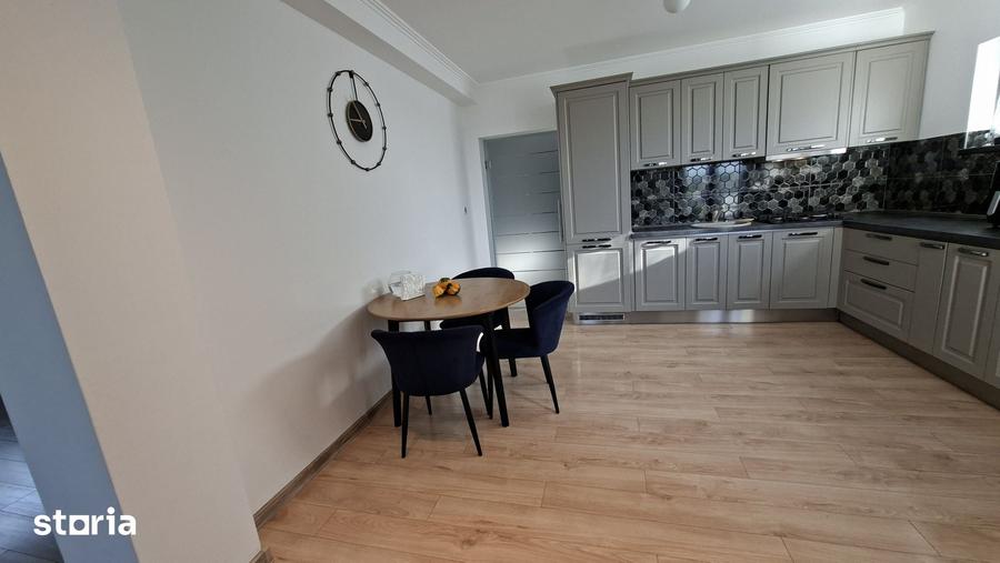 Casă cu 6 camere cu Teren 575 Mp în Central