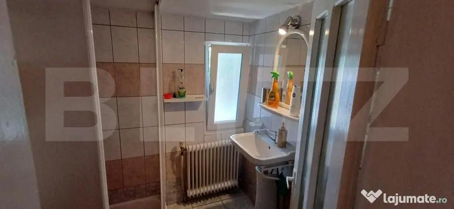 Casă cu 3 camere cu Teren 1800 Mp în Centura