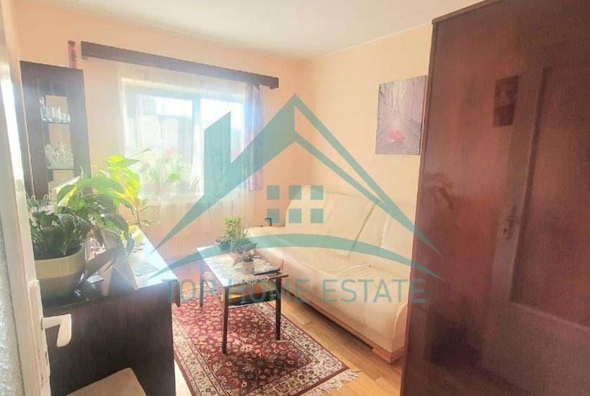 Apartament cu 3 camere decomandat, mobilat în Baciu