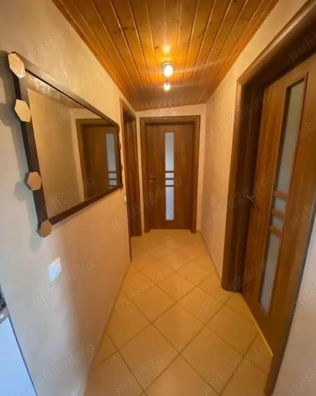 Apartament cu 3 camere decomandat în Rahova