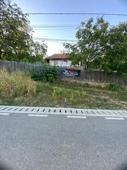 Teren Construcții intravilan de 2500 mp, în Nord-Vest