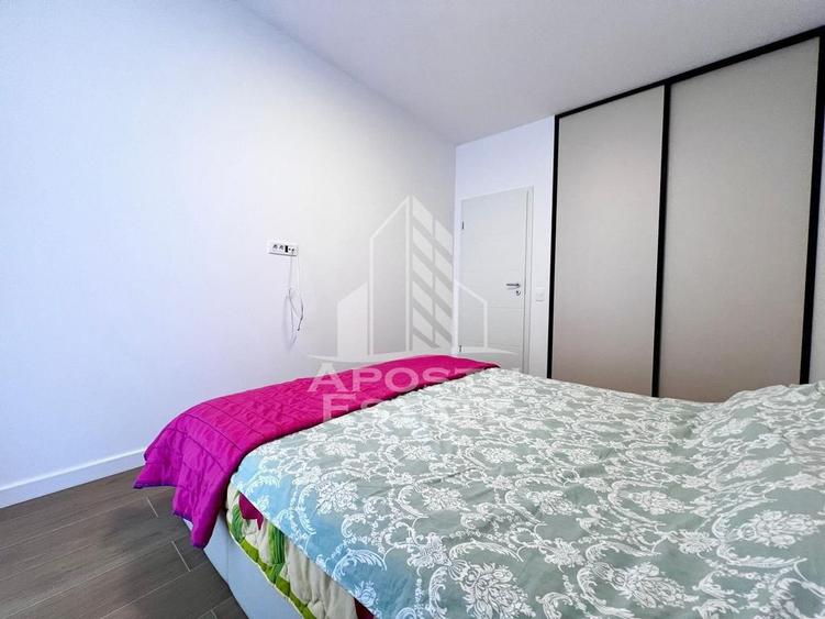 Apartament cu 2 camere decomandat, mobilat în Torontalului