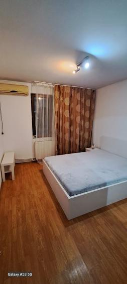 Apartament cu 4 camere decomandat în Rahova