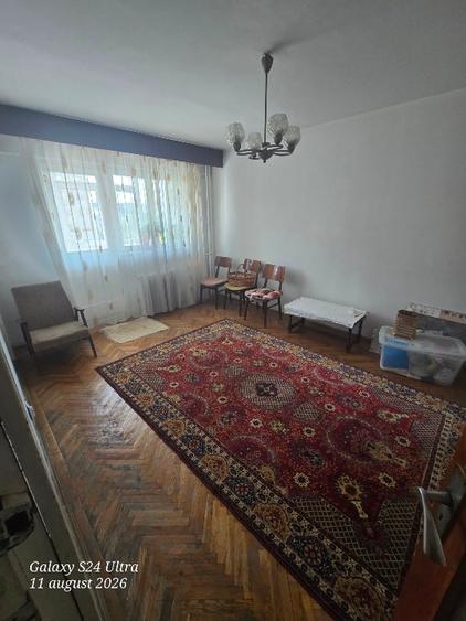 Apartament cu 4 camere decomandat în Nord