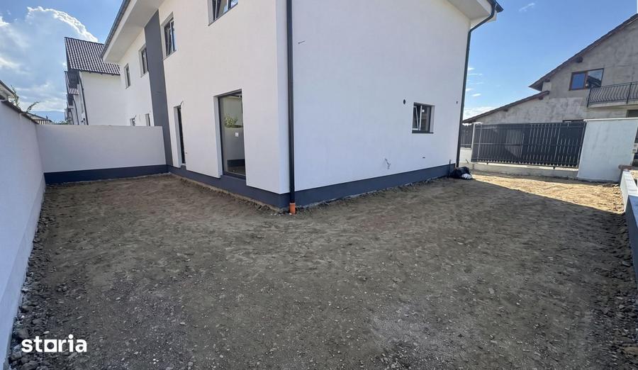 Casă cu 3 camere cu Teren 585 Mp în Turnișor