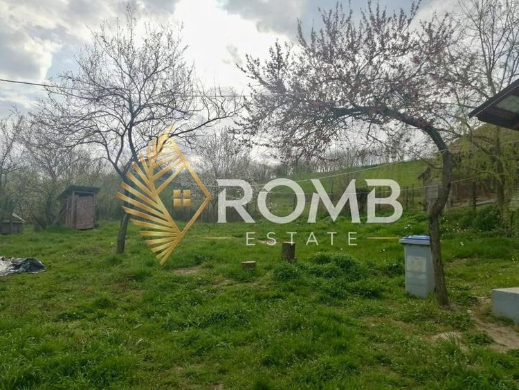 Casă individuală cu 3 camere cu Teren 900 Mp în Sânmihaiu Almașului